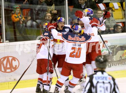 EBEL. Eishockey Bundesliga. KAC gegen EC Red Bull Salzburg. Torjubel Matthias Trattnig (Salzburg). Klagenfurt, am 28.2.2016.
Foto: Kuess

---
pressefotos, pressefotografie, kuess, qs, qspictures, sport, bild, bilder, bilddatenbank