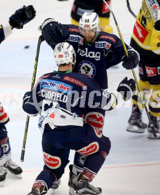 EBEL. Eishockey Bundesliga. EC VSV gegen UPC Vienna Capitals. Torjubel Rick Schofield, Ziga Pance (VSV). Villach, am 28.2.2016.
Foto: Kuess 


---
pressefotos, pressefotografie, kuess, qs, qspictures, sport, bild, bilder, bilddatenbank