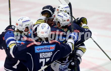 EBEL. Eishockey Bundesliga. EC VSV gegen UPC Vienna Capitals. Torjubel Dustin Johner, Stefan Bacher, Eric Hunter, Robin Weihager, Christof Kromp (VSV). Villach, am 28.2.2016.
Foto: Kuess 


---
pressefotos, pressefotografie, kuess, qs, qspictures, sport, bild, bilder, bilddatenbank