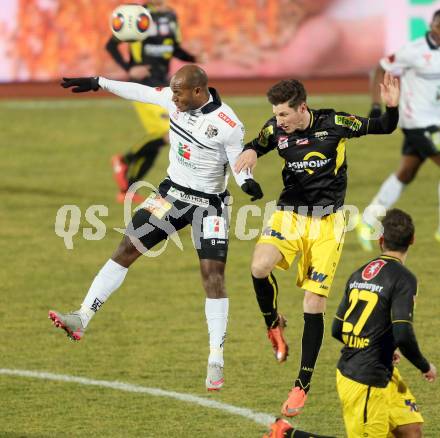 Fussball tipico Bundesliga. RZ Pellets WAC gegen Cashpoint SCR Altach. De Oliveira Silvio Carlos, (WAC),  Benedikt Zech (Altach). Lavanttal Arena, am 1.3.2016.
Foto: Kuess
---
pressefotos, pressefotografie, kuess, qs, qspictures, sport, bild, bilder, bilddatenbank