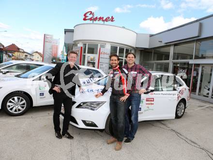 Mountainbike Orientierung. Autouebergabe Autohaus Eisner. Arno Arthofer, Kevin Haselsberger, Stefan Weitensfelder. Klagenfurt, 1.3.2016.
Foto: Kuess
---
pressefotos, pressefotografie, kuess, qs, qspictures, sport, bild, bilder, bilddatenbank