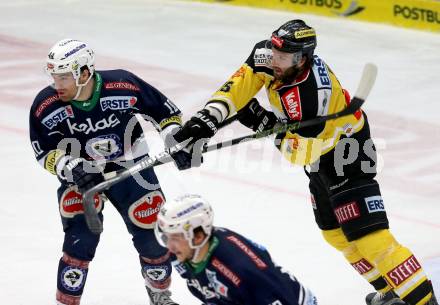 EBEL. Eishockey Bundesliga. EC VSV gegen UPC Vienna Capitals. Brock McBride, (VSV), Danny Bois (Caps). Villach, am 4.3.2016.
Foto: Kuess 


---
pressefotos, pressefotografie, kuess, qs, qspictures, sport, bild, bilder, bilddatenbank