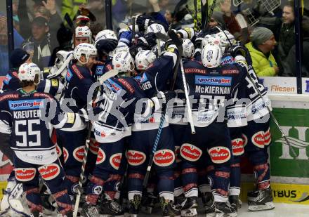 EBEL. Eishockey Bundesliga. EC VSV gegen UPC Vienna Capitals. Jubel (VSV). Villach, am 4.3.2016.
Foto: Kuess 


---
pressefotos, pressefotografie, kuess, qs, qspictures, sport, bild, bilder, bilddatenbank