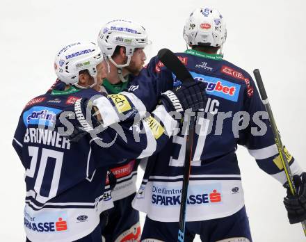 EBEL. Eishockey Bundesliga. EC VSV gegen UPC Vienna Capitals. Torjubel Nico Brunner, Miha Verlic, Markus Schlacher (VSV). Villach, am 4.3.2016.
Foto: Kuess 


---
pressefotos, pressefotografie, kuess, qs, qspictures, sport, bild, bilder, bilddatenbank