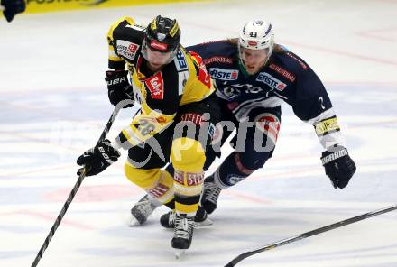 EBEL. Eishockey Bundesliga. EC VSV gegen UPC Vienna Capitals. Peter Robin Weihager, (VSV), Andreas Noedl  (Caps). Villach, am 4.3.2016.
Foto: Kuess 


---
pressefotos, pressefotografie, kuess, qs, qspictures, sport, bild, bilder, bilddatenbank