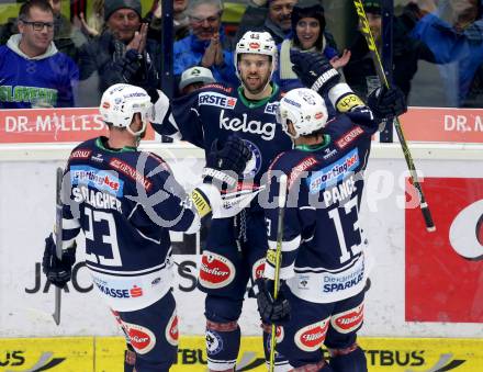 EBEL. Eishockey Bundesliga. EC VSV gegen UPC Vienna Capitals. Torjubel Rick Schofield, Markus Schlacher, Ziga Pance (VSV). Villach, am 4.3.2016.
Foto: Kuess 


---
pressefotos, pressefotografie, kuess, qs, qspictures, sport, bild, bilder, bilddatenbank