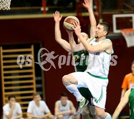 Basketball 2. Bundesliga 2015/16 Grunddurchgang 21. Runde. KOS Celovec gegen Dornbirn Lions. Mali Grega (KOS Celovec). Klagenfurt, 5.3.2016.
Foto: Kuess
---
pressefotos, pressefotografie, kuess, qs, qspictures, sport, bild, bilder, bilddatenbank