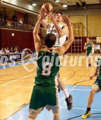 Basketball 2. Bundesliga 2015/16 Grunddurchgang 21. Runde. KOS Celovec gegen Dornbirn Lions. Peter Papic, (KOS Celovec), Toni Jakupi  (Dornbirn). Klagenfurt, 5.3.2016.
Foto: Kuess
---
pressefotos, pressefotografie, kuess, qs, qspictures, sport, bild, bilder, bilddatenbank