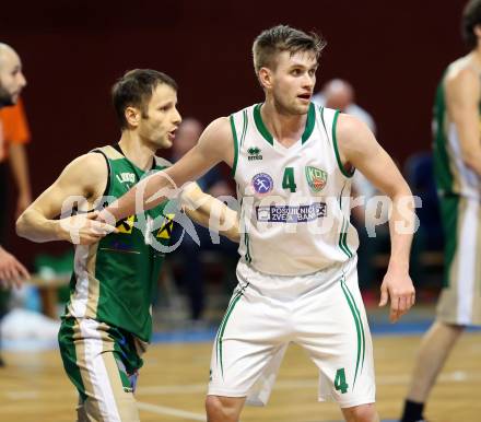 Basketball 2. Bundesliga 2015/16 Grunddurchgang 21. Runde. KOS Celovec gegen Dornbirn Lions. Erculj Ziga (KOS Celovec),  Toni Jakupi (Dornbirn). Klagenfurt, 5.3.2016.
Foto: Kuess
---
pressefotos, pressefotografie, kuess, qs, qspictures, sport, bild, bilder, bilddatenbank