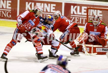 EBEL. Eishockey Bundesliga. KAC gegen EC Red Bull Salzburg. Markus Poeck, Steven Strong, Rene Swette, (KAC), Pehr Ledin (Salzburg). Klagenfurt, am 8.3.2016.
Foto: Kuess

---
pressefotos, pressefotografie, kuess, qs, qspictures, sport, bild, bilder, bilddatenbank