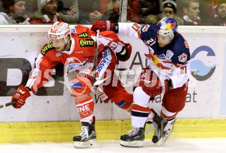 EBEL. Eishockey Bundesliga. KAC gegen EC Red Bull Salzburg. Istvan Sofron,  (KAC), Brett Sterling (Salzburg). Klagenfurt, am 8.3.2016.
Foto: Kuess

---
pressefotos, pressefotografie, kuess, qs, qspictures, sport, bild, bilder, bilddatenbank