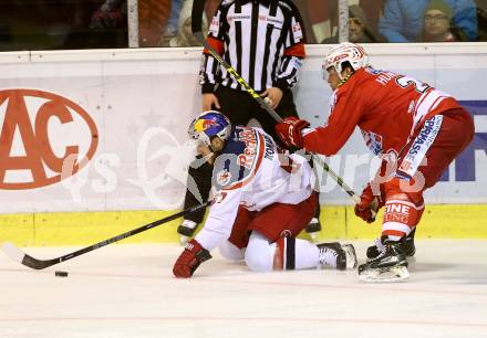 EBEL. Eishockey Bundesliga. KAC gegen EC Red Bull Salzburg. Thomas Hundertpfund, (KAC), Konstantin Komarek (Salzburg). Klagenfurt, am 8.3.2016.
Foto: Kuess

---
pressefotos, pressefotografie, kuess, qs, qspictures, sport, bild, bilder, bilddatenbank