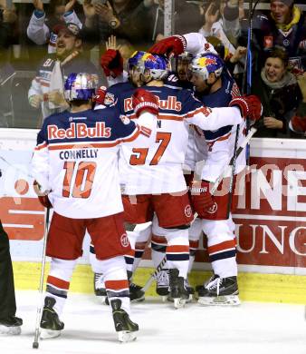 EBEL. Eishockey Bundesliga. KAC gegen EC Red Bull Salzburg. Torjubel Pehr Ledin, Konstantin Komarek, Andreas Krister, Brian Fahey, Brian Connelly (Salzburg). Klagenfurt, am 8.3.2016.
Foto: Kuess

---
pressefotos, pressefotografie, kuess, qs, qspictures, sport, bild, bilder, bilddatenbank