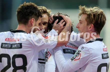 Fussball tipico Bundesliga. RZ Pellets WAC gegen FC Red Bull Salzburg. Torjubel Ynclan Pajares Jacobo Maria, Marc Andre Schmerboeck,  (WAC). Lavanttal Arena Wolfsberg, am 12.3.2016.
Foto: Kuess
---
pressefotos, pressefotografie, kuess, qs, qspictures, sport, bild, bilder, bilddatenbank