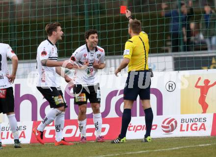 Fussball tipico Bundesliga. RZ Pellets WAC gegen FC Red Bull Salzburg. Michael Sollbauer, Joachim Standfest,  (WAC), Schiedsrichter Manuel Schuettengruber. Lavanttal Arena Wolfsberg, am 12.3.2016.
Foto: Kuess
---
pressefotos, pressefotografie, kuess, qs, qspictures, sport, bild, bilder, bilddatenbank