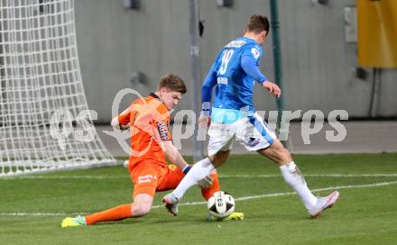 Fussball Sky go Erste Liga. SK Austria Klagenfurt gegen SC Wiener Neustadt.  Filip Dmitrovic,  (Klagenfurt), Florian Sittsam (Wiener Neustadt). Klagenfurt, am 15.3.2016.
Foto: Kuess
---
pressefotos, pressefotografie, kuess, qs, qspictures, sport, bild, bilder, bilddatenbank