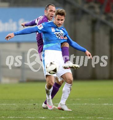 Fussball Sky go Erste Liga. SK Austria Klagenfurt gegen SC Wiener Neustadt.  Christian Prawda,  (Klagenfurt), Daniel Maderner (Wiener Neustadt). Klagenfurt, am 15.3.2016.
Foto: Kuess
---
pressefotos, pressefotografie, kuess, qs, qspictures, sport, bild, bilder, bilddatenbank