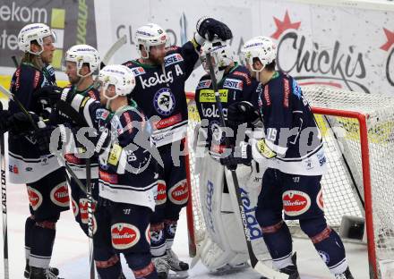 EBEL. Eishockey Bundesliga. EC VSV gegen EC Red Bull Salzburg. Jubel Stefan Bacher, Jean Philippe Lamoureux (VSV). Villach, am 15.3.2016.
Foto: Kuess 


---
pressefotos, pressefotografie, kuess, qs, qspictures, sport, bild, bilder, bilddatenbank