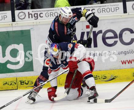 EBEL. Eishockey Bundesliga. EC VSV gegen EC Red Bull Salzburg. Dustin Johner, (VSV), Peter Hochkofler (Salzburg). Villach, am 15.3.2016.
Foto: Kuess 


---
pressefotos, pressefotografie, kuess, qs, qspictures, sport, bild, bilder, bilddatenbank