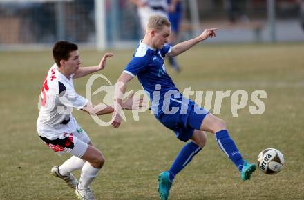 Fussball Kaerntner Liga. SAK gegen ATSV Wolfsberg. Roman Sadnek (SAK), Marcel Maximilian Stoni (Wolfsberg). Welzenegg, am 18.3.2016.
Foto: Kuess
---
pressefotos, pressefotografie, kuess, qs, qspictures, sport, bild, bilder, bilddatenbank