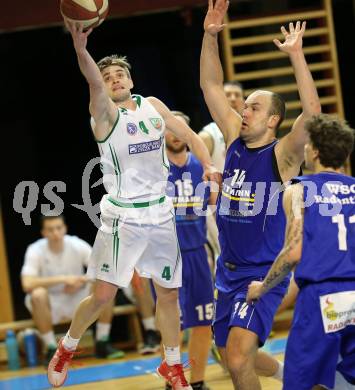 Basketball 2. Bundesliga 2015/16 VF Spiel 1. KOS Celovec gegen Radenthein Garnets. Ziga Erculj,  (KOS Celovec), Vjeran Soldo (Radenthein). Klagenfurt, 19.3.2016.
Foto: Kuess
---
pressefotos, pressefotografie, kuess, qs, qspictures, sport, bild, bilder, bilddatenbank