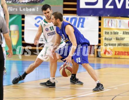 Basketball 2. Bundesliga 2015/16 VF Spiel 1. KOS Celovec gegen Radenthein Garnets. Toman Feinig,  (KOS Celovec),  Matej Pirija (Radenthein). Klagenfurt, 19.3.2016.
Foto: Kuess
---
pressefotos, pressefotografie, kuess, qs, qspictures, sport, bild, bilder, bilddatenbank