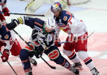 EBEL. Eishockey Bundesliga. EC VSV gegen EC Red Bull Salzburg. Brock McBride, (VSV), Alexander Rauchenwald (Salzburg). Villach, am 20.3.2016.
Foto: Kuess 


---
pressefotos, pressefotografie, kuess, qs, qspictures, sport, bild, bilder, bilddatenbank