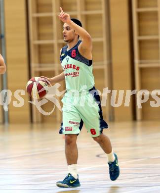 Basketball 2. Bundesliga 2015/16 Playoff Viertelfinale 1.Spiel. Villach Raiders gegen Mistelbach Mustangs. Jonathan Dielacher (Villach). Villach, 20.3.2016.
Foto: Kuess
---
pressefotos, pressefotografie, kuess, qs, qspictures, sport, bild, bilder, bilddatenbank