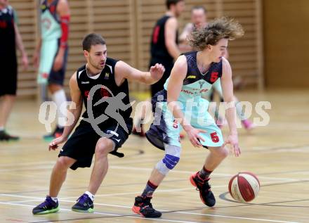 Basketball 2. Bundesliga 2015/16 Playoff Viertelfinale 1.Spiel. Villach Raiders gegen Mistelbach Mustangs. Julian Hartl,  (Villach), Florian Duck (Mistelbach). Villach, 20.3.2016.
Foto: Kuess
---
pressefotos, pressefotografie, kuess, qs, qspictures, sport, bild, bilder, bilddatenbank