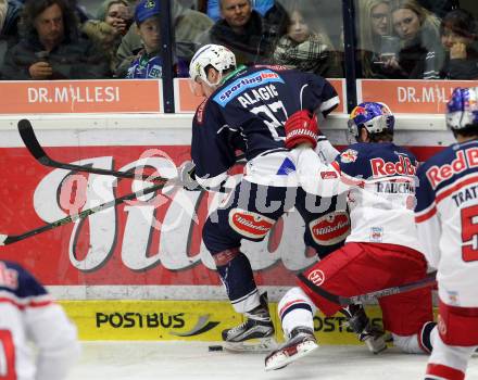 EBEL. Eishockey Bundesliga. EC VSV gegen EC Red Bull Salzburg. Adis Alagic,  (VSV), Alexander Rauchenwald (Salzburg). Villach, am 24.3.2016.
Foto: Kuess 


---
pressefotos, pressefotografie, kuess, qs, qspictures, sport, bild, bilder, bilddatenbank