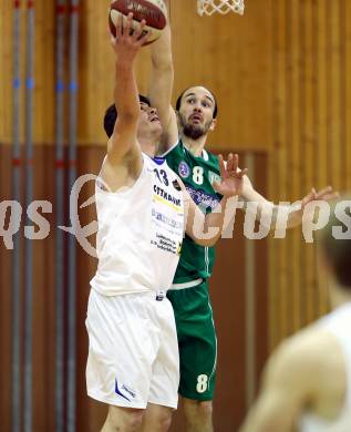 Basketball 2. Bundesliga. Viertelfinale. WSG Radenthein Garnets gegen KOS Celovec. Martin Steiner (Radenthein), Jakob Strazar (KOS). Radenthein, am 26.3.2016.
Foto: Kuess
---
pressefotos, pressefotografie, kuess, qs, qspictures, sport, bild, bilder, bilddatenbank