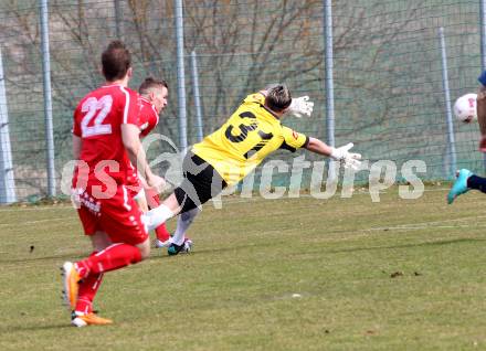 Fussball. Unterliga Ost. Ludmannsdorf gegen Alpe Adria. Oswin Rupp, Jernej Smukavec (Ludmannsdorf), Dario Pick (Alpe Adria). Ludmannsdorf, 27.3.2016.
Foto: Kuess
---
pressefotos, pressefotografie, kuess, qs, qspictures, sport, bild, bilder, bilddatenbank