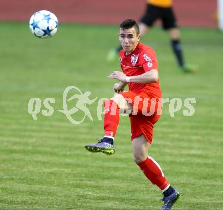 Fussball Kaerntner Liga. Voelkermarkt gegen ATUS Ferlach. Dominik Mak  (Ferlach). Voelkermarkt, am 1.4.2016.
Foto: Kuess
---
pressefotos, pressefotografie, kuess, qs, qspictures, sport, bild, bilder, bilddatenbank