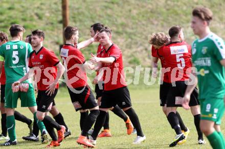 Fussball. Kaernter Liga. Maria Saal gegen Lienz . Torjubel  (Maria Saal),. Maria Saal, 2.4.2016. 
Foto: Kuess
---
pressefotos, pressefotografie, kuess, qs, qspictures, sport, bild, bilder, bilddatenbank