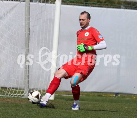 Fussball. Unterliga Ost. Austria Klagenfurt Amateure gegen Sele Zell. Janez Urigelj (Sele Zell). Klagenfurt, 3. 4. 2016.
Foto: Kuess
---
pressefotos, pressefotografie, kuess, qs, qspictures, sport, bild, bilder, bilddatenbank