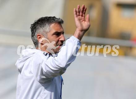 Fussball. Unterliga Ost. Austria Klagenfurt Amateure gegen Sele Zell. Trainer  Darko Djukic (Sele Zell). Klagenfurt, 3. 4. 2016.
Foto: Kuess
---
pressefotos, pressefotografie, kuess, qs, qspictures, sport, bild, bilder, bilddatenbank