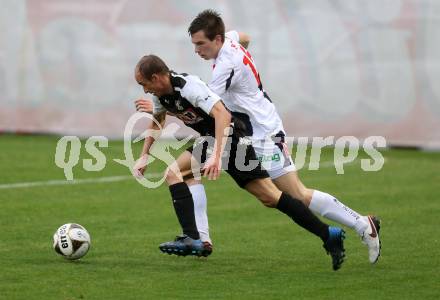 Fussball Kaerntner Liga. SAK gegen Bleiburg. Roman Sadnek, (SAK),  Daniel Canzi (Bleiburg). Welzenegg, am 8.4.2016.
Foto: Kuess
---
pressefotos, pressefotografie, kuess, qs, qspictures, sport, bild, bilder, bilddatenbank