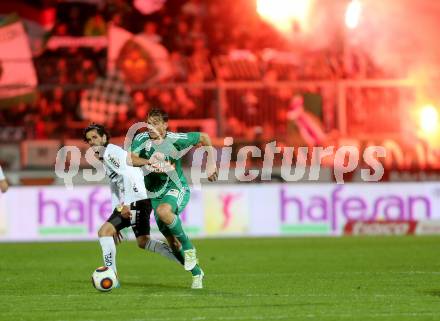 Fussball tipico Bundesliga. RZ Pellets WAC gegen SK Rapid Wien. Ynclan Pajares Jacobo Maria, (WAC), Stefan Schwab  (Wien). Lavanttal Arena Wolfsberg, am 9.4.2016.
Foto: Kuess
---
pressefotos, pressefotografie, kuess, qs, qspictures, sport, bild, bilder, bilddatenbank