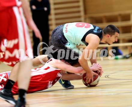 Basketball 2. Bundesliga 2015/16 Playoff Halbfinale 2.Spiel. Villach Raiders gegen St. Poelten Dragons. Jonathan Dielacher (Villach), Roman Jagsch (St. Poelten). Villach, 9.4.2016.
Foto: Kuess
---
pressefotos, pressefotografie, kuess, qs, qspictures, sport, bild, bilder, bilddatenbank