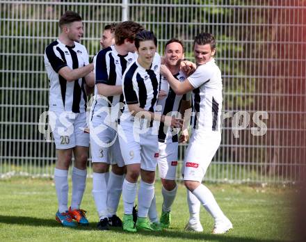 Fussball 1. KLasse C. ASK gegen Donau.  Torjubel ASK. Klagenfurt, am 10.4.2016.
Foto: Kuess
---
pressefotos, pressefotografie, kuess, qs, qspictures, sport, bild, bilder, bilddatenbank