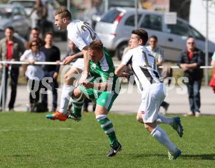 Fussball 1. KLasse C. ASK gegen Donau. Marko Mrsic, Guenther Hubmann,  (ASK), Andreas Bernhard Schritliser (Donau). Klagenfurt, am 10.4.2016.
Foto: Kuess
---
pressefotos, pressefotografie, kuess, qs, qspictures, sport, bild, bilder, bilddatenbank