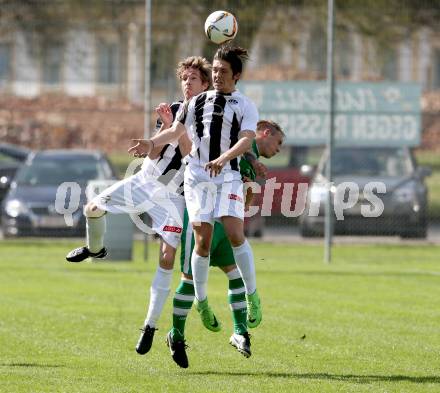 Fussball 1. KLasse C. ASK gegen Donau. Lukas Schmied, Alexander Trampitsch, (ASK),  Andreas Bernhard Schritliser  (Donau). Klagenfurt, am 10.4.2016.
Foto: Kuess
---
pressefotos, pressefotografie, kuess, qs, qspictures, sport, bild, bilder, bilddatenbank