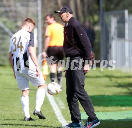 Fussball 1. KLasse C. ASK gegen Donau. Trainer Manfred Mertel (ASK). Klagenfurt, am 10.4.2016.
Foto: Kuess
---
pressefotos, pressefotografie, kuess, qs, qspictures, sport, bild, bilder, bilddatenbank