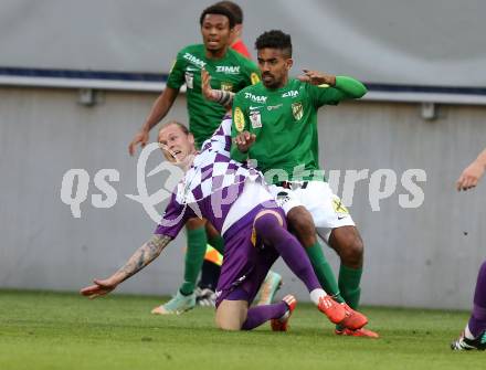 Fussball Sky Go Erste Liga. SK Austria Klagenfurt gegen Austria Lustenau.  Dominic Puercher,  (Klagenfurt), Seifedin Chabbi (Austria Lustenau). Klagenfurt, am 12.4.2016.
Foto: Kuess
---
pressefotos, pressefotografie, kuess, qs, qspictures, sport, bild, bilder, bilddatenbank