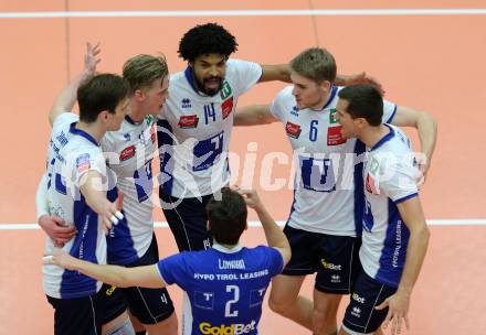 Volleyball AVL. Finale. SK Posojilnica  Aich/Dob gegen HYPO Tirol.  Jubel (Tirol). Bleiburg, am 16.4.2016.
Foto: Kuess
---
pressefotos, pressefotografie, kuess, qs, qspictures, sport, bild, bilder, bilddatenbank