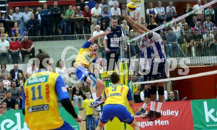 Volleyball AVL. Finale. SK Posojilnica  Aich/Dob gegen HYPO Tirol.  Kiryll Krasnevski (Aich/Dob). Bleiburg, am 16.4.2016.
Foto: Kuess
---
pressefotos, pressefotografie, kuess, qs, qspictures, sport, bild, bilder, bilddatenbank