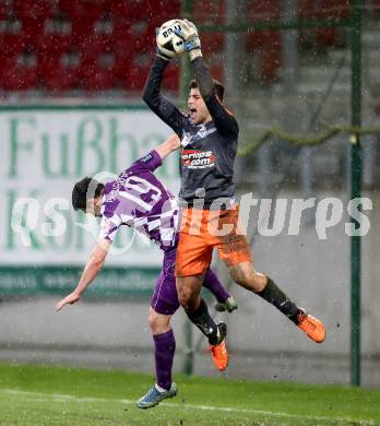 Fussball Sky Go Erste Liga. SK Austria KLagenfurt gegen Austria Salzburg.  Mirnes Becirovic, (Klagenfurt), Hidajet Hankic  (Salzburg). KLagenfurt, am 22.4.2016. 
Foto: Kuess
---
pressefotos, pressefotografie, kuess, qs, qspictures, sport, bild, bilder, bilddatenbank