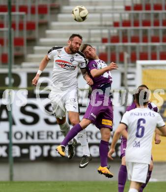 Fussball Sky Go Erste Liga. SK Austria KLagenfurt gegen Austria Salzburg.  Stefan Schwendinger, (Klagenfurt), Lukas Katnik  (Salzburg). KLagenfurt, am 22.4.2016. 
Foto: Kuess
---
pressefotos, pressefotografie, kuess, qs, qspictures, sport, bild, bilder, bilddatenbank