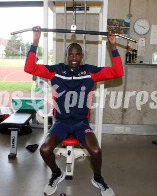 Leichtathletik. Edwin Kemboi. Klagenfurt, 26.4.2016.
Foto: Kuess
---
pressefotos, pressefotografie, kuess, qs, qspictures, sport, bild, bilder, bilddatenbank