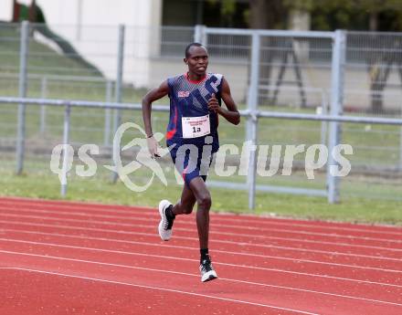 Leichtathletik. Edwin Kemboi. Klagenfurt, 26.4.2016.
Foto: Kuess
---
pressefotos, pressefotografie, kuess, qs, qspictures, sport, bild, bilder, bilddatenbank